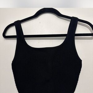 Black Aritzia Crop Top
